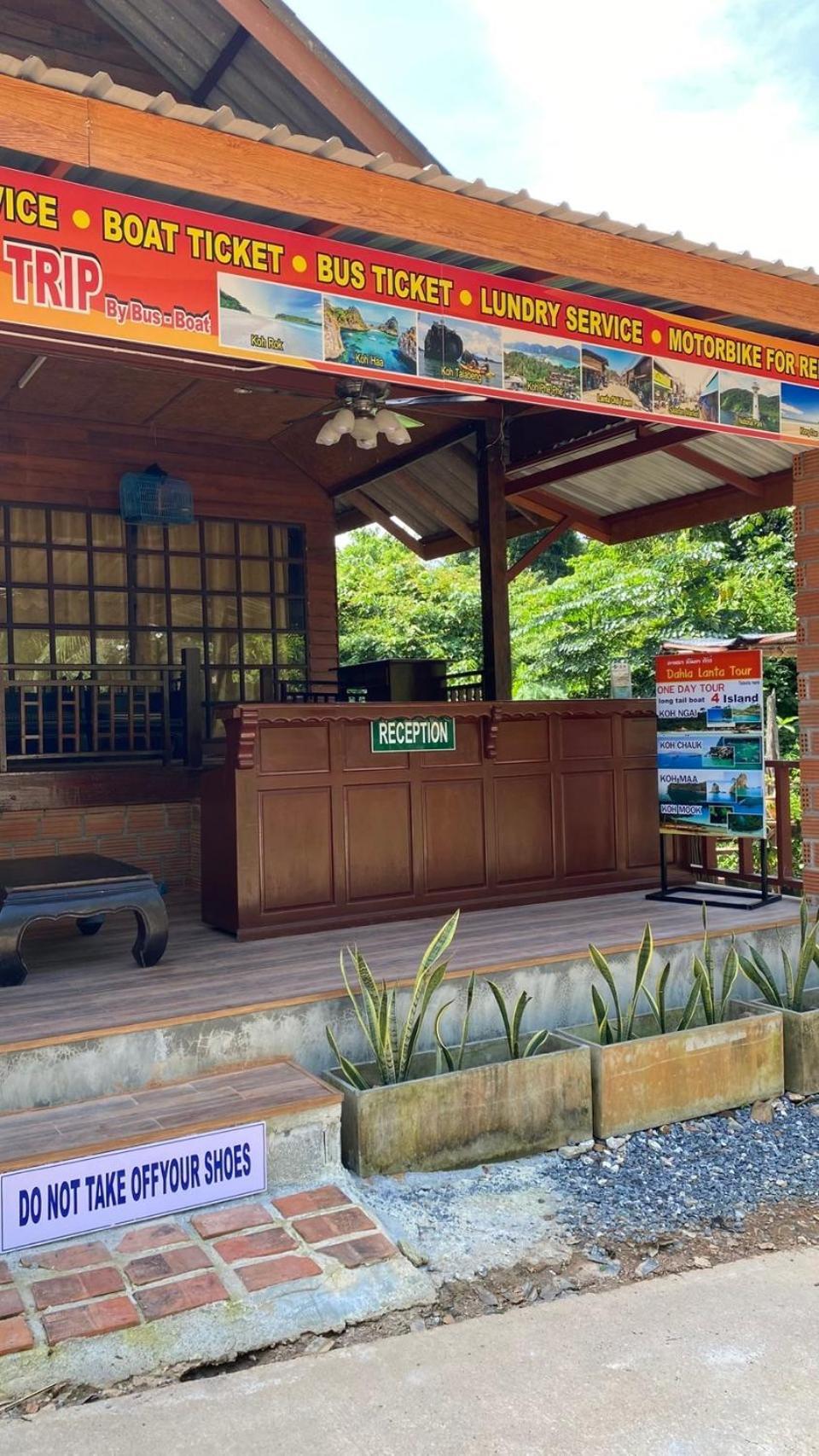 Апартаменти Dahla Lanta Hut Ко-Ланта Екстер'єр фото